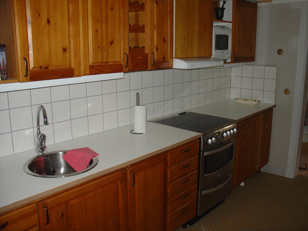 Bjoerka Storgard B&B Motala Ngoại thất bức ảnh